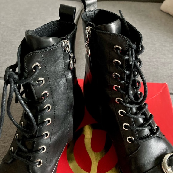NEW Wishbone combat boots - Picture 4 of 8